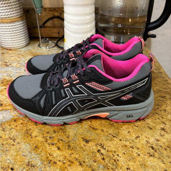 ASICS Gel Venture 7 size 7.5 - Picture 3 of 9